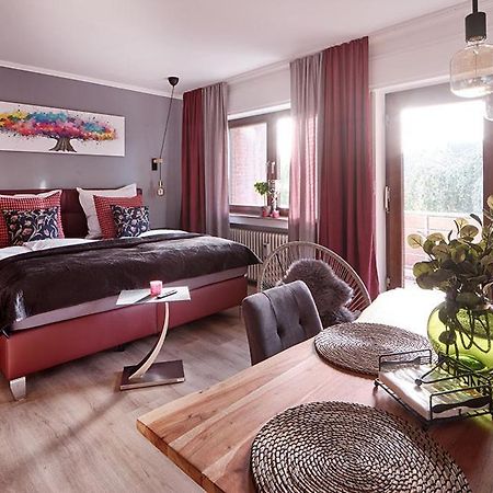 Katarinas House Mit 2 Fewo Stilvoll, Gemuetlich & Zentral Boxspringbett, Parkplatz, Balkon Oder Garten Мьорс Екстериор снимка