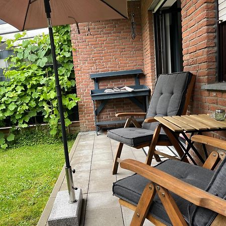 Katarinas House Mit 2 Fewo Stilvoll, Gemuetlich & Zentral Boxspringbett, Parkplatz, Balkon Oder Garten Мьорс Екстериор снимка