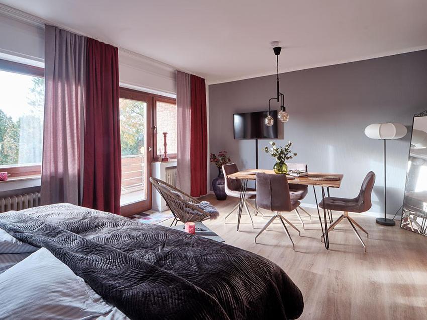 Katarinas House Mit 2 Fewo Stilvoll, Gemuetlich & Zentral Boxspringbett, Parkplatz, Balkon Oder Garten Мьорс Екстериор снимка